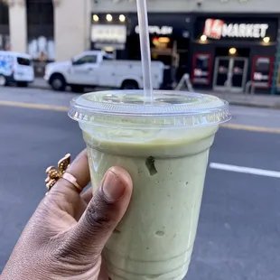 Avo-blast smoothie (avocado, seamoss, &amp; pear) - Loved it!