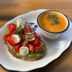 Tomato + Mozzarella Toast
