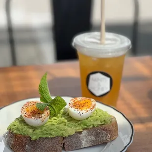 Avocado &amp; Egg toast Yuzu honey jasmine tea