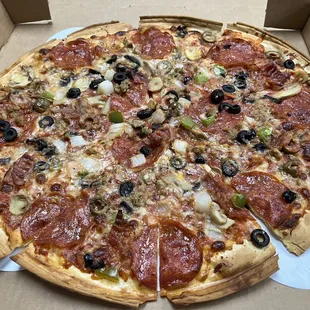 Large Home run super thin crust