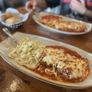 Mio Trio: Chicken Parm, Lasagna, Fettuccine Alfredo
