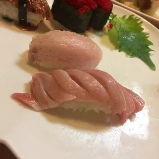 Hamachi Nigiri