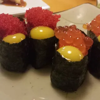 Ikura Tama Nigiri