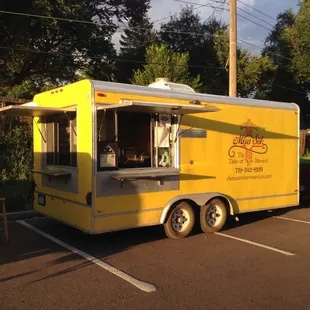 The Mira Sol "Taste of New Mexico" food truck at Smiling Toad Brewery in Colorado Springs