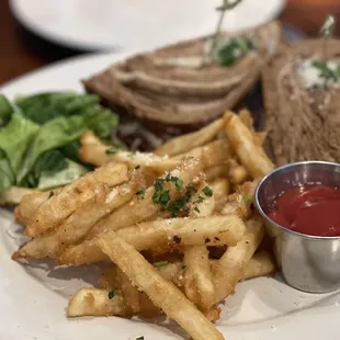 Fries and Rueben sandwich