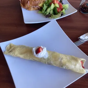 Crepe with strawberries, bananas, &amp; Nutella