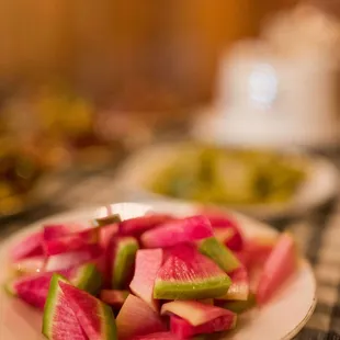 a plate of sliced radishes