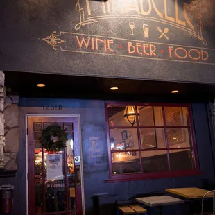 the outside of the restaurant