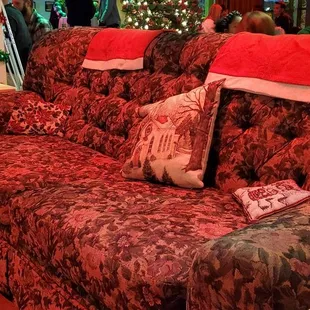 Lots of these couches around the lounge.