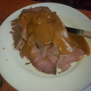 Open Roast Beef  sammich with gravy