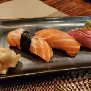 Triple nigiri