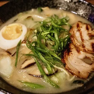 House Tonkotsu Ramen