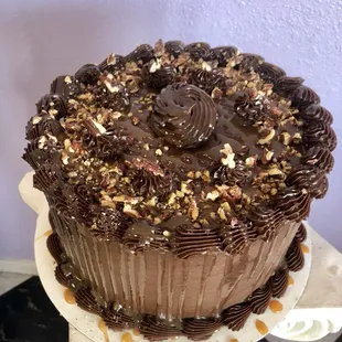 Bakery Cake- Caramel Turtle