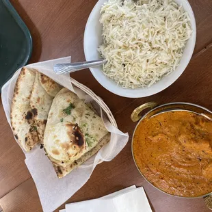 garlic naan, rice, chicken tikka masala