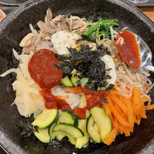 Hot stone Bibimbap