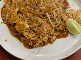 Sunset Sushi And Thai