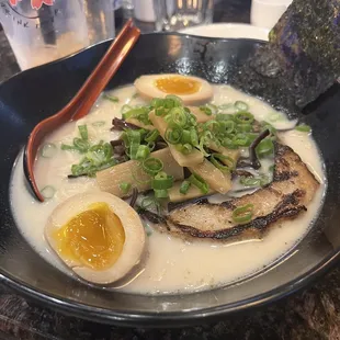 White Ramen