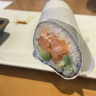 Sushi burrito