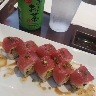 Tuna Deluxe Roll