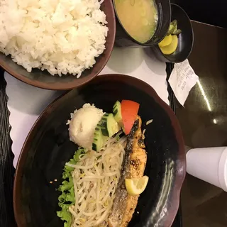 Grilled Salmon