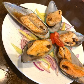 Baked Mussel with Scallop