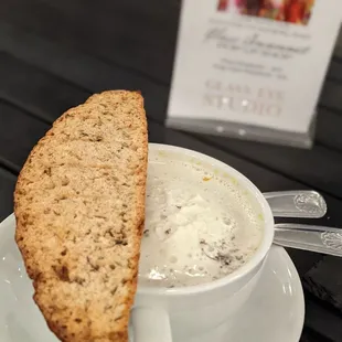 Cappuccino mushroom soup