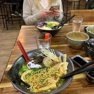 Miso and curry ramens and edamame!