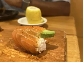Tomo 7 Sushi