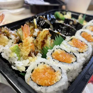 Spicy Salmon Roll