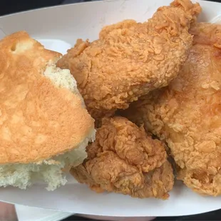 Fried chicken deliciousness!