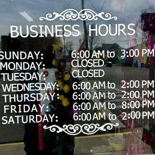 Business Hours (closed Monday &amp; Tuesday)
