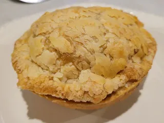 Poly Ave Polynesian Store