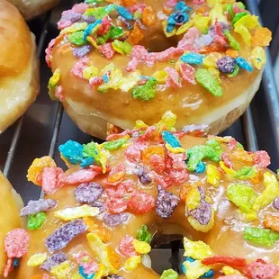 Glaze fruity pebbles