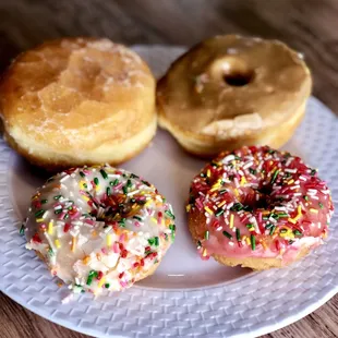 We ordered a strawberry filled, maple glazed, and two cake donuts with frosting and sprinkles. Soooo good!!!!