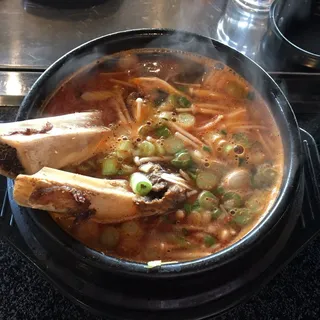 Spicy Beef Short Rib Soup