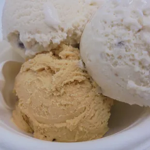 Pumpkin &amp; vanilla pretzel, close-up.