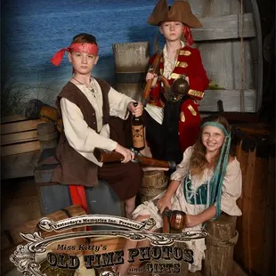 Miss Kitty's Old Time Photos Corolla OBX NC