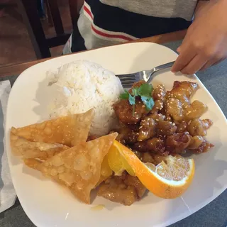 L13. Orange Chicken Lunch