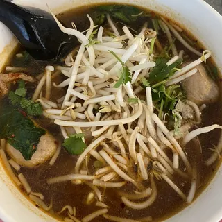 33.Beef Noodle Soup
