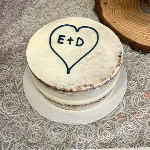 Suppose to be rustic themed cake