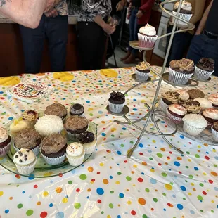 Mini cupcakes and standard size