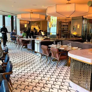 Chic dining room marred by weird pop music that didn&apos;t fit the classy vibe