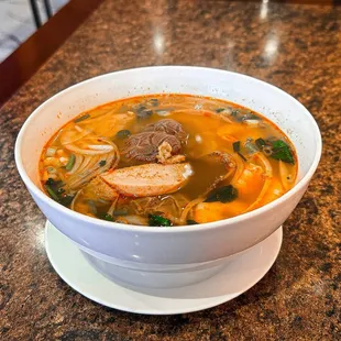 Bún bò Huế