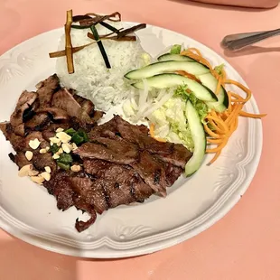 Combo Beef and Pork w/ Rice (supposed to be vermicelli but they ran out) Rating 1/10