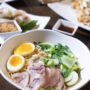 noodle dish, food, noodles, ramen, ramen and noodles, noodle soup