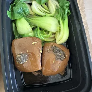 Dong-Po Pork w/ Black Truffle Sauce &amp; Osmanthus
