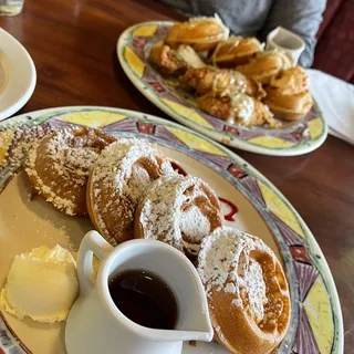 Buttermilk Pancakes (4) or Belgian Waffles (4 Mini)** ***