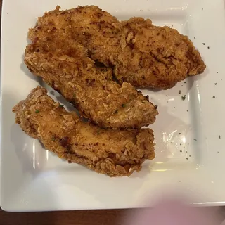 Poppy's Fried Chicken Classic** ***