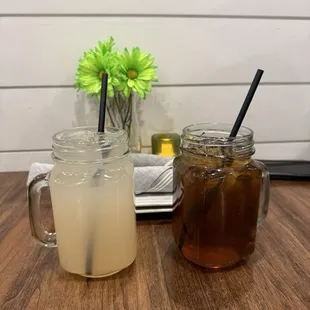 White Peach Lemonade &amp; Miss Toya's Miss Toya's Sweet Tea