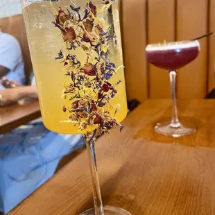 Peach Please and Miskiri cocktails